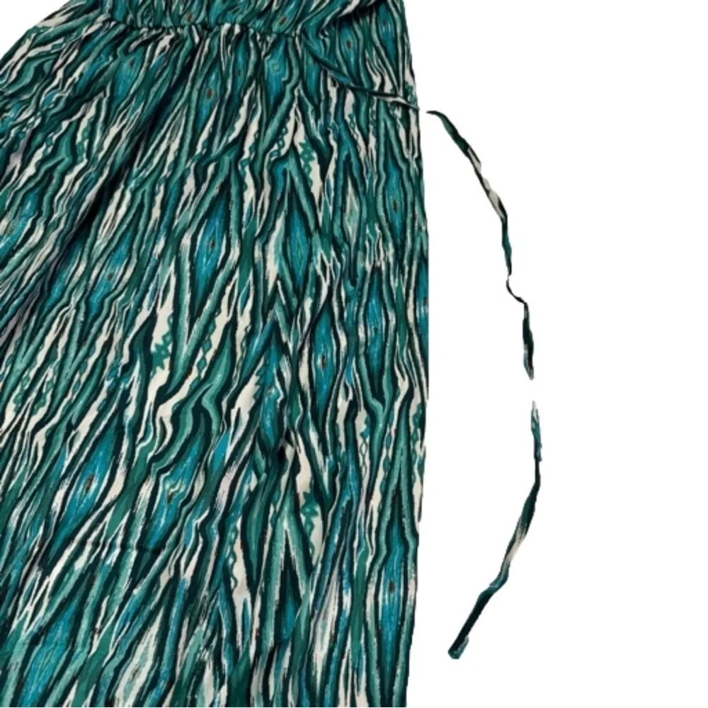 CV by Cynthia Vincent Maxi SunDress
Multi Blue Size XS Tie at back NEW - Picture 5 of 9